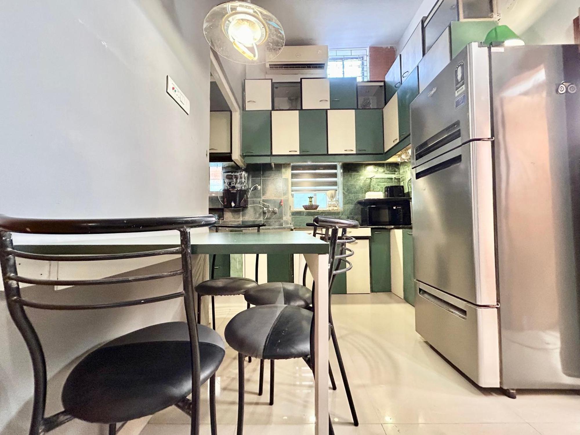 Aristocratic 3bhk Near Eastern Metropolitan Club, Santoshpur Apartment Kolkata
