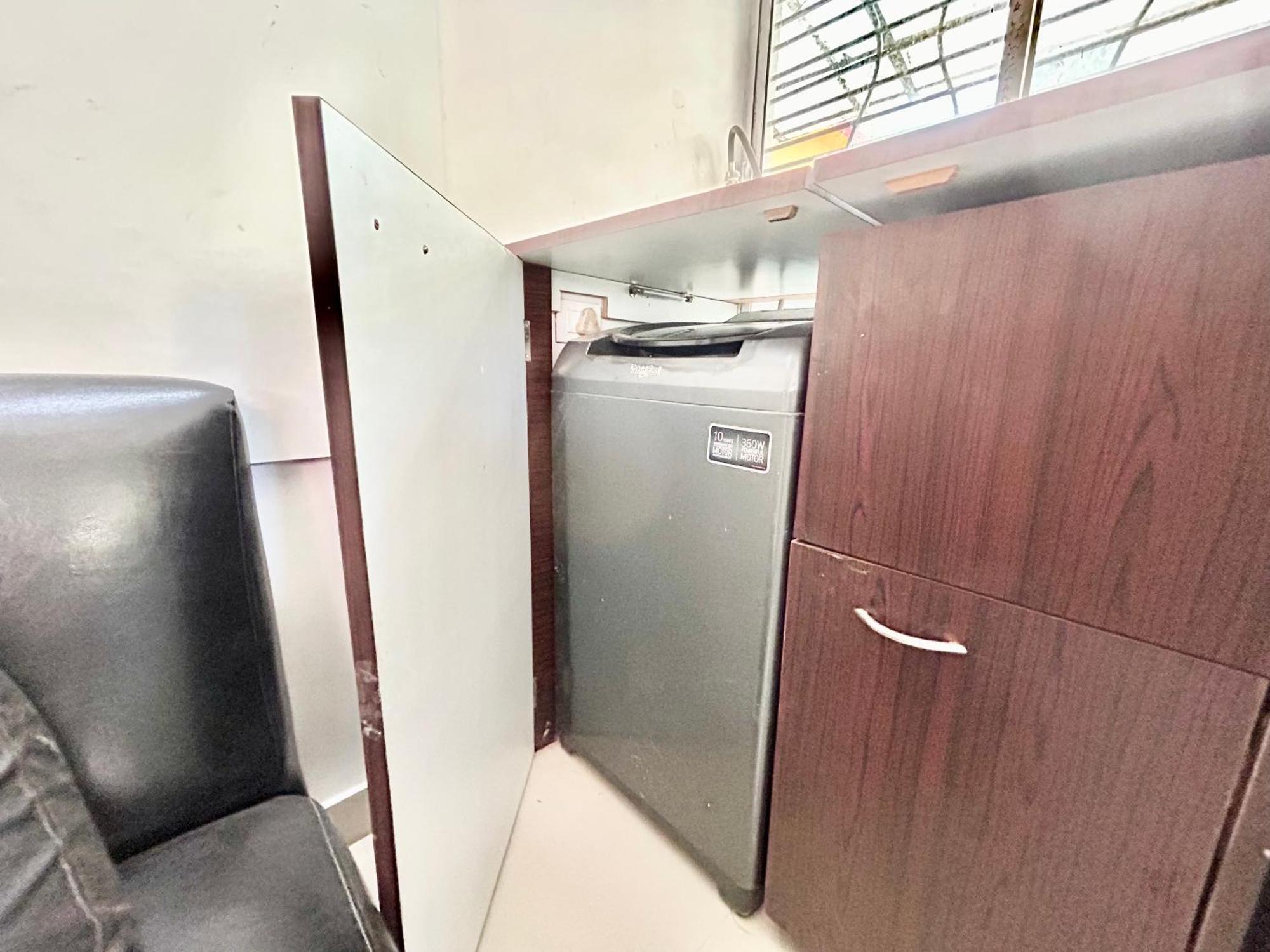 Aristocratic 3bhk Near Eastern Metropolitan Club, Santoshpur Apartment *