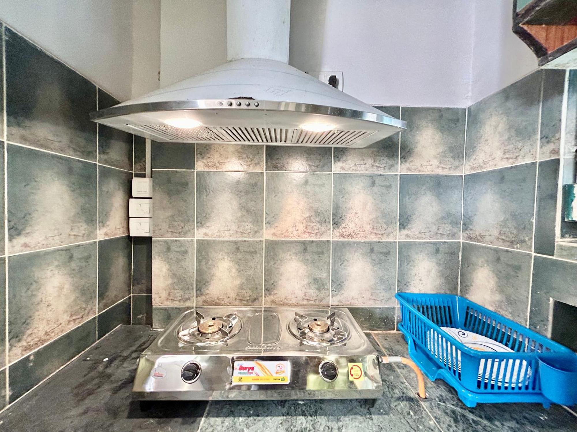 Apartment Aristocratic 3bhk Near Eastern Metropolitan Club, Santoshpur